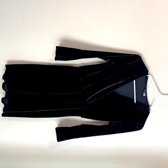 Fabulous velvet black dress (size 6) - Picture 1 of 4